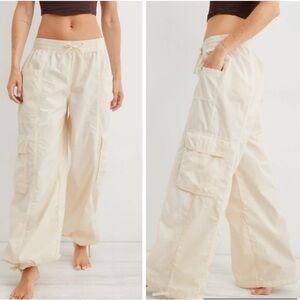 Aerie High Waisted Go-For-It Baggy Cargo Pants